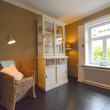 Near The Belgian Border, Cleaning Included Apartment Roosteren